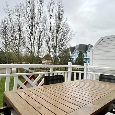 Argousiers 113 아파트호텔 *